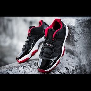 Jordan’s bread 11’s